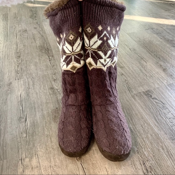 The Original Muk Luks Cable Knit Fur Slipper Boot - Picture 5 of 10